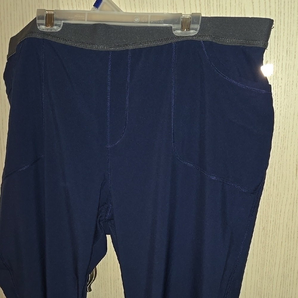 Cherokee Infinity Scrub Pant - Picture 3 of 4